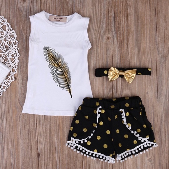 Rosie 3-Piece Feather Top Pom Pom Shorts &HeadBand - Picture 2 of 7